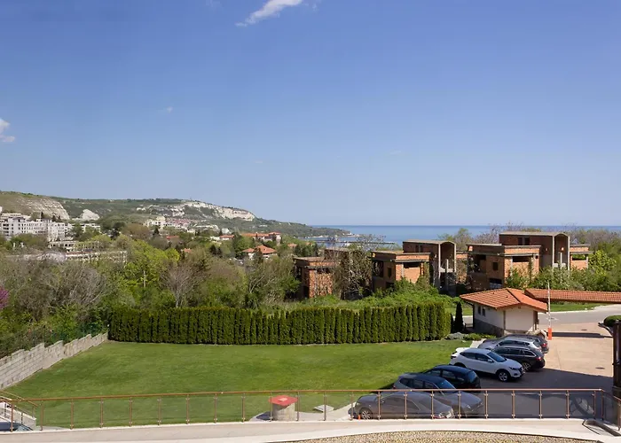 Hearth Of Sea View And Pool